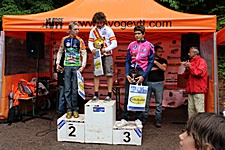 podium_p.jpg